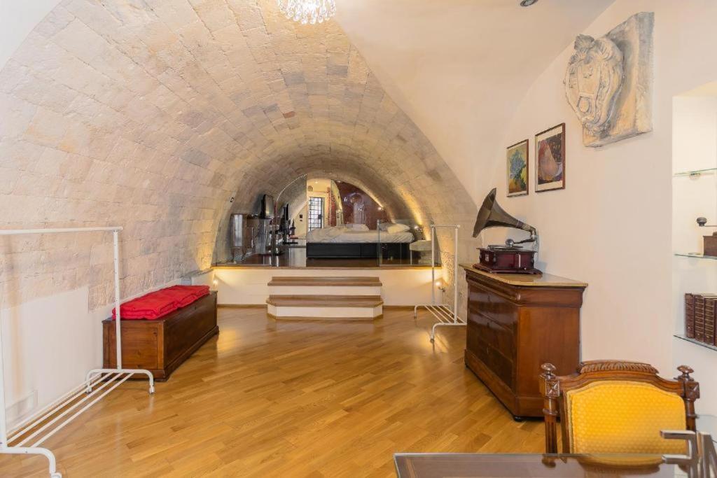Вілла Palazzo Di Citta Барі Екстер'єр фото